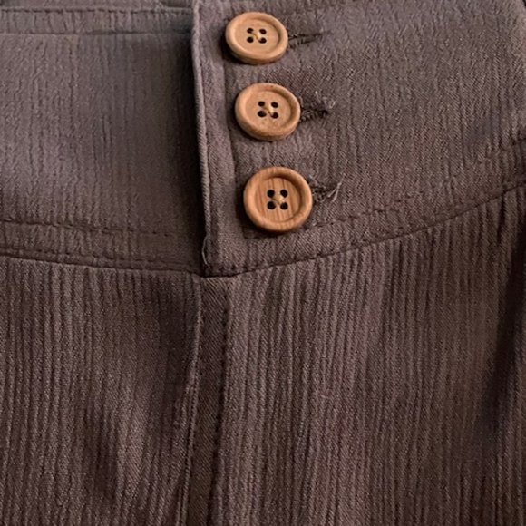 Nice Paradise Crop Pants by MUDD - Picture 4 of 8